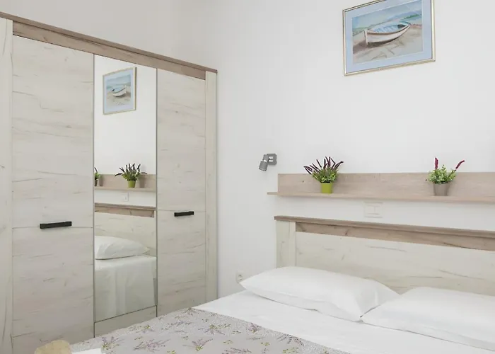 Rozara By Guide * 普利莫顿