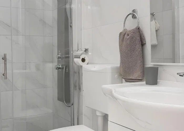 别墅 Rozara By Guide 普利莫顿